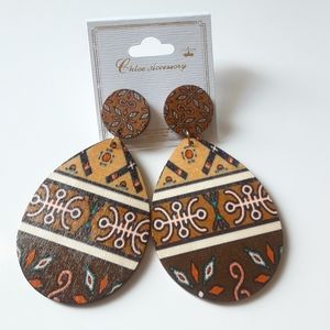 Chloe Accessory Big Wooden Earrings